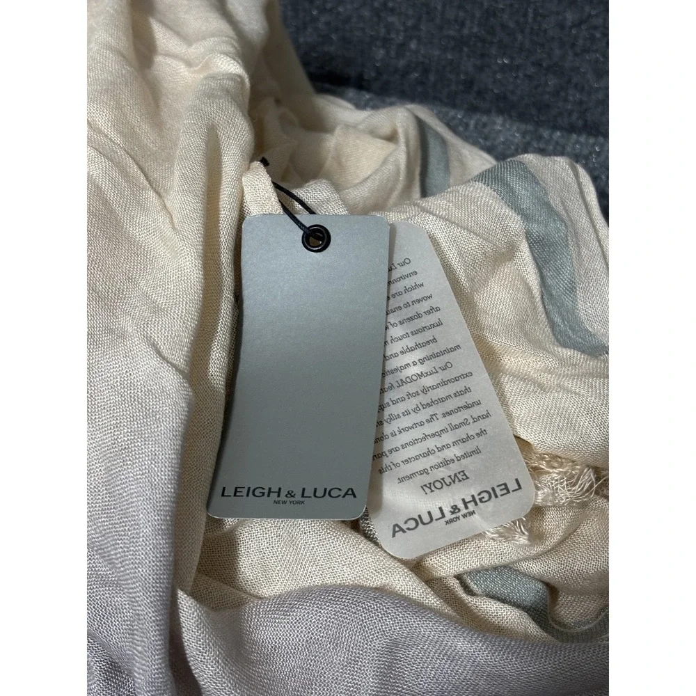Leigh & Luca item description